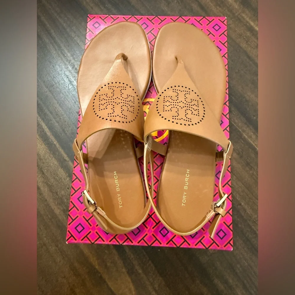 Tory Burch -CAPRI PERF SANDAL GRACE -COCONUT SUGAR- sandal - Picture 6 of 8